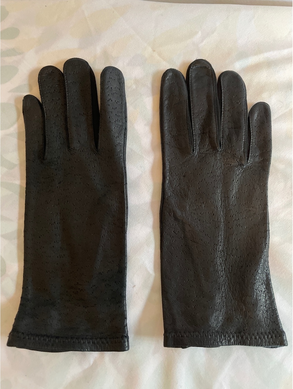 Vintage Fownes Deerskin Leather Perforated Dress Gloves Black Women's 6.5